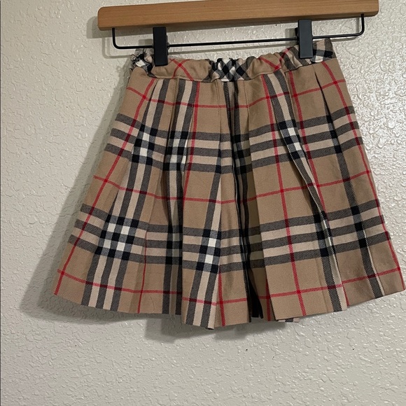 Burberry Plaid Skirt with Buckle Accents - Picture 4 of 14